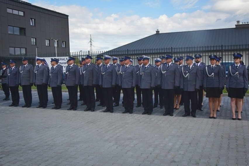 W Lesku otwarto nową siedzibę Komendy Powiatowej Policji. Jest strzelnica i siłownia [ZDJĘCIA]