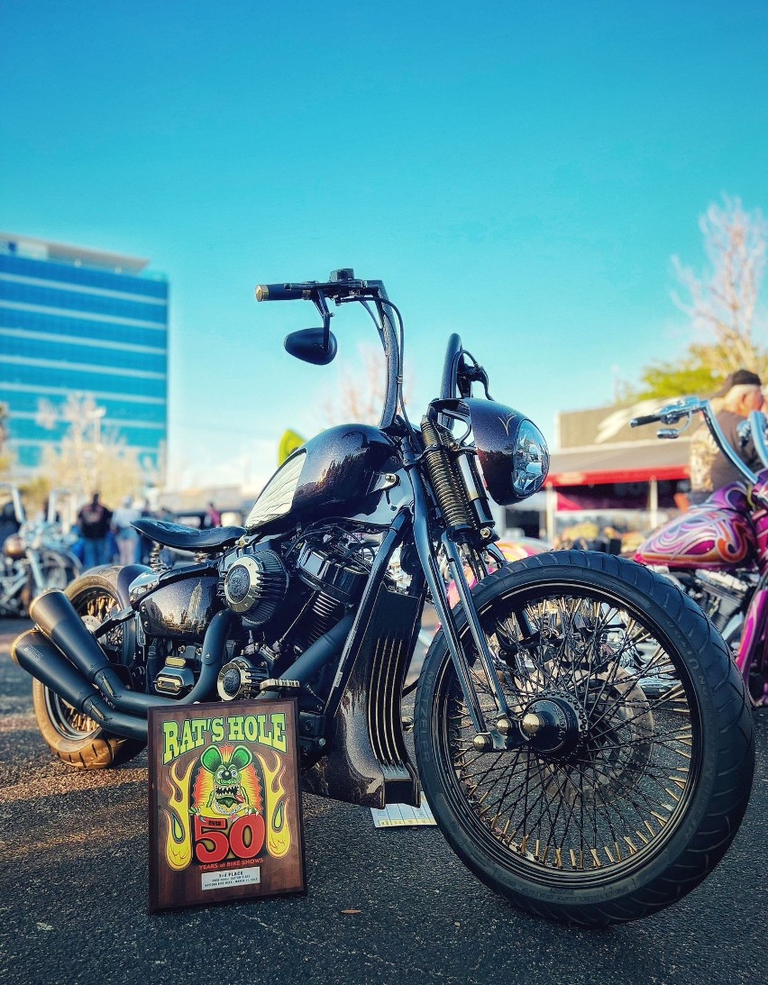 Motocykl z Rzeszowa wygrał dwie prestiżowe nagrody na legendarnym zlocie motocyklowym w USA. Zobaczcie zdjęcia niesamowitej maszyny! 