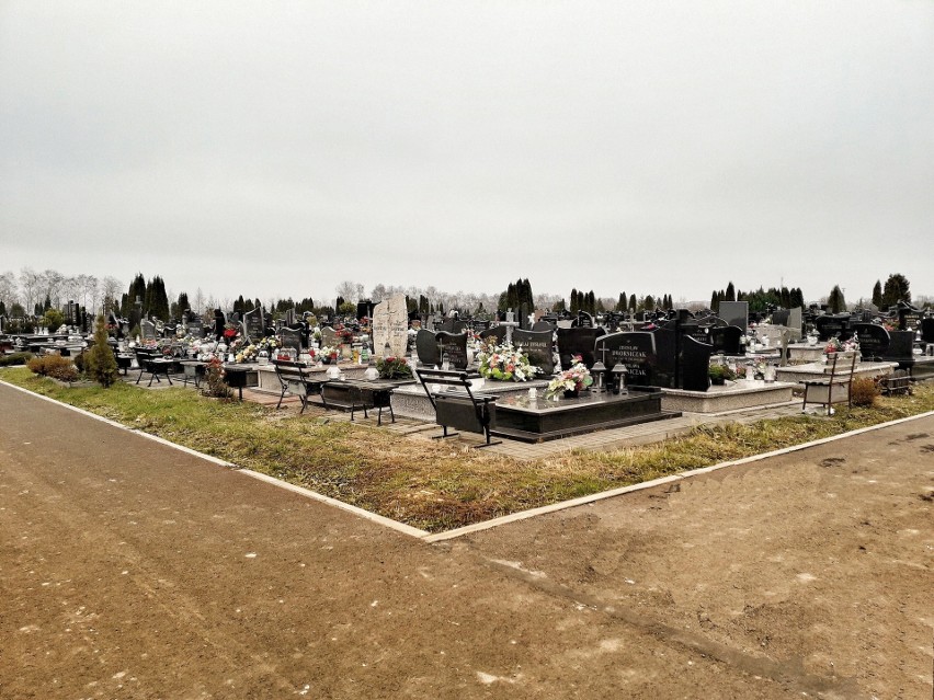 Zmiany na cmentarzu na Majdanku. Zobacz na co poszły miliony złotych? 