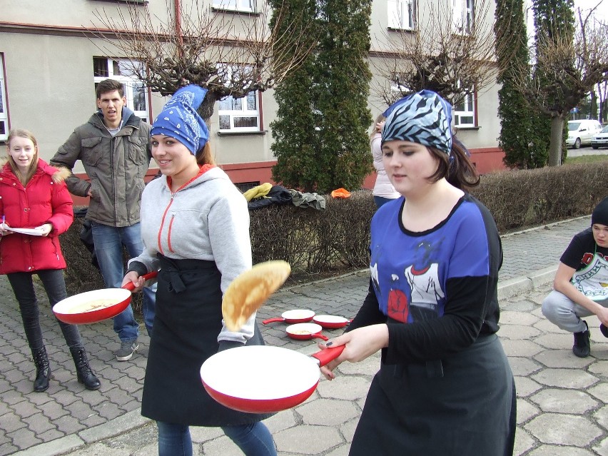 IV Pancake Race