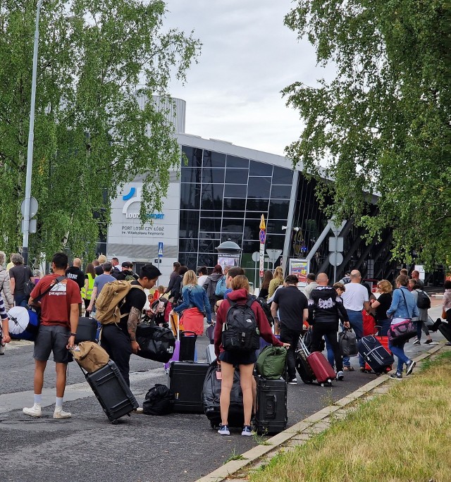 Ewakuacja lotniska w Łodzi trwała dwie godziny