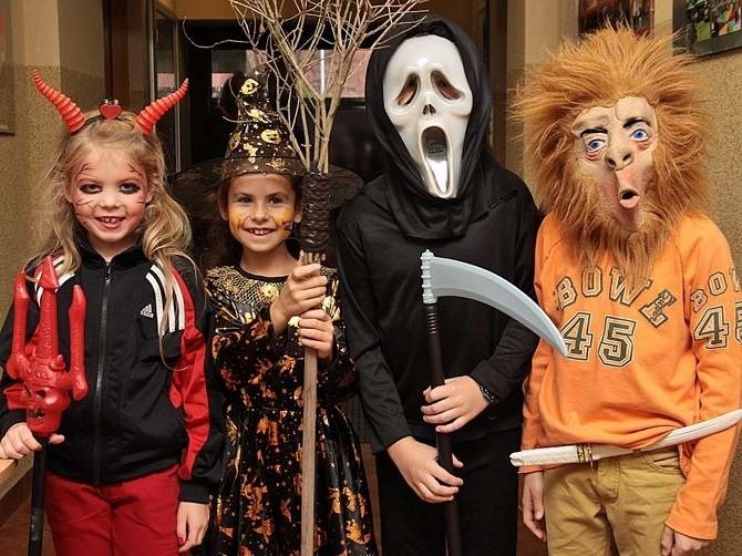 Dzieci były przebrane za różne postacie. Halloween w GOK-u w...