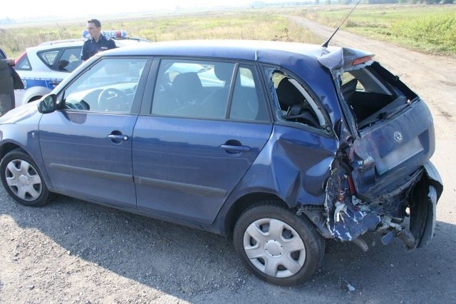 Uszkodzona skoda mieszkańca Grabiny.