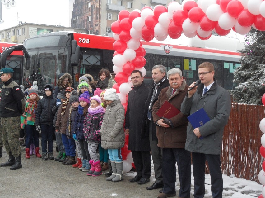 Wielki pokaz autobusów hybrydowych w Częstochowie ZDJĘCIA