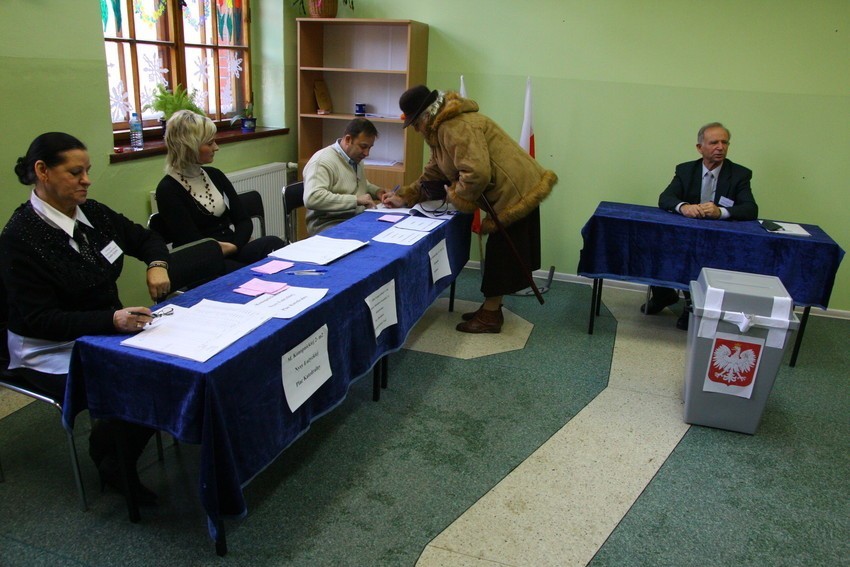 Druga tura wyborów w Opolu. Mieszkancy wybierają prezydenta.