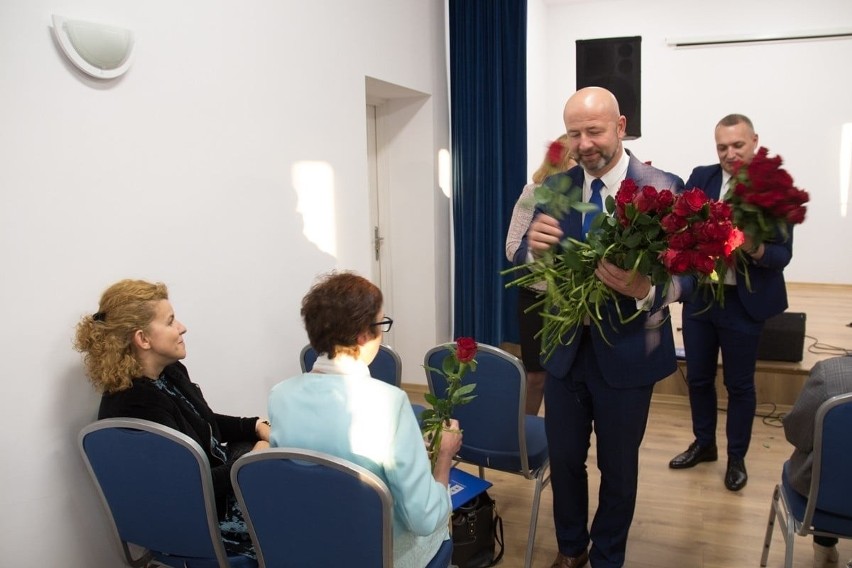 Nagrody i wspaniały koncert na spotkaniu wójta z nauczycielami w Mircu. Zobaczcie zdjęcia