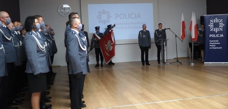 Święto Policji 2020 w Chojnicach. Awanse i mianowania 