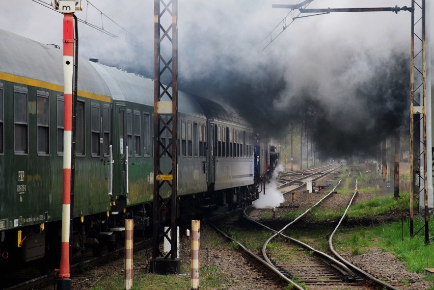 Przez Inowrocławia przejechał pociąg "Piernik" relacji...