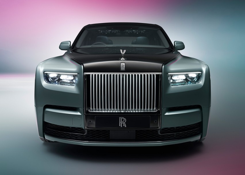 Rolls-Royce Phantom...