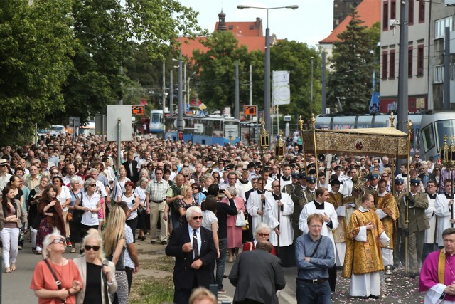 Największa wrocławska procesja przejdzie z Ostrowa Tumskiego na Rynek