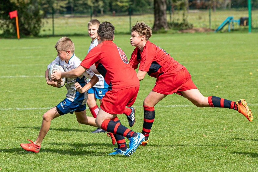 Młodzi rugbyści mieli przednią zabawę