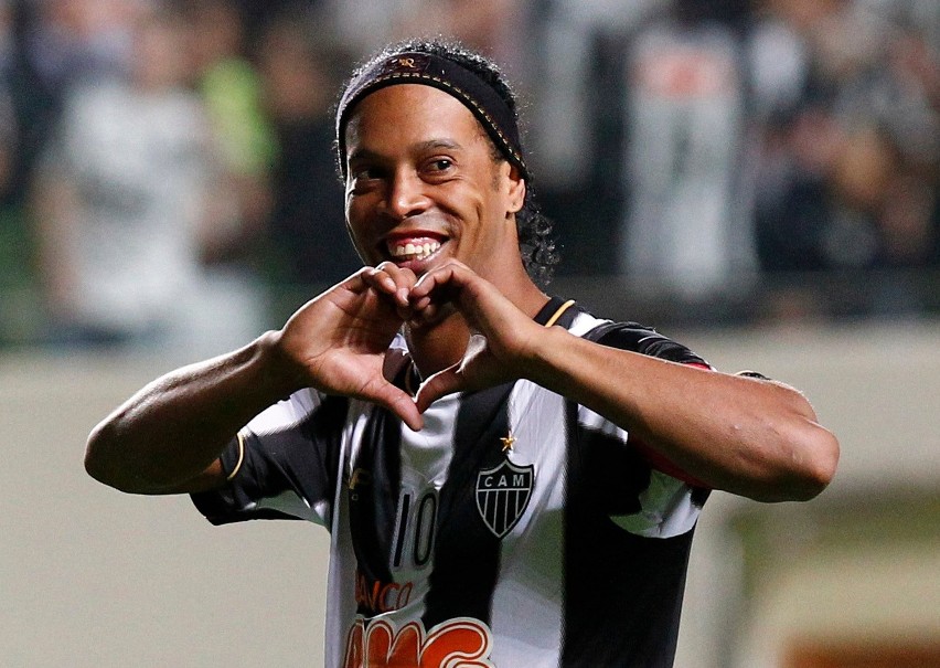 Ronaldinho zagra w drugiej lidze
