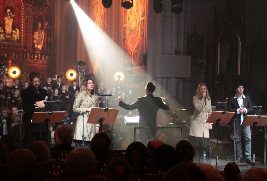 Niecodzienny koncert „Totus Tuus – CałyM Twój” w radomskiej katedrze 