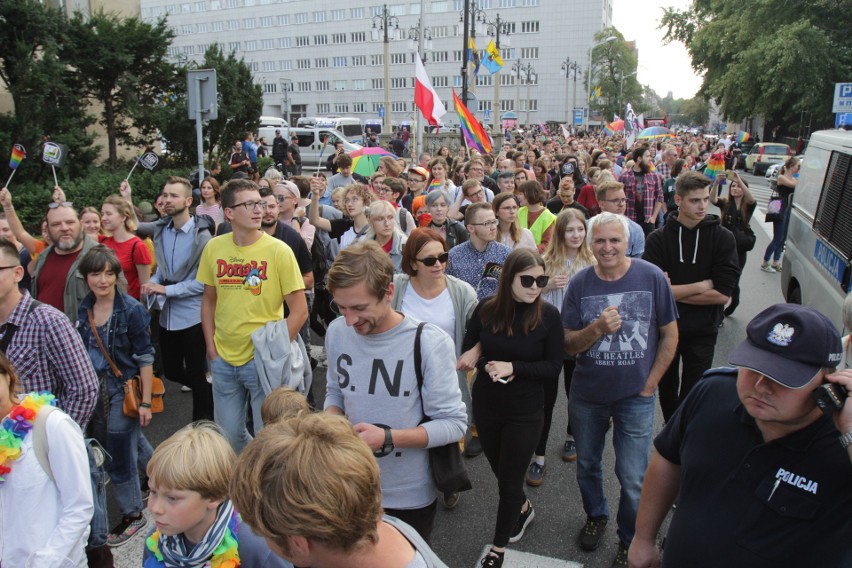 Katowice: Marsz Równości w sobotę 8 września w centrum miasta. PROGRAM, TRASA MARSZU Kontrmanifestacja Młodziezy Polskiej zakazana