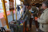 Wielkanocna Zbiórka Żywności: Pomóż potrzebującym [LISTA SKLEPÓW]