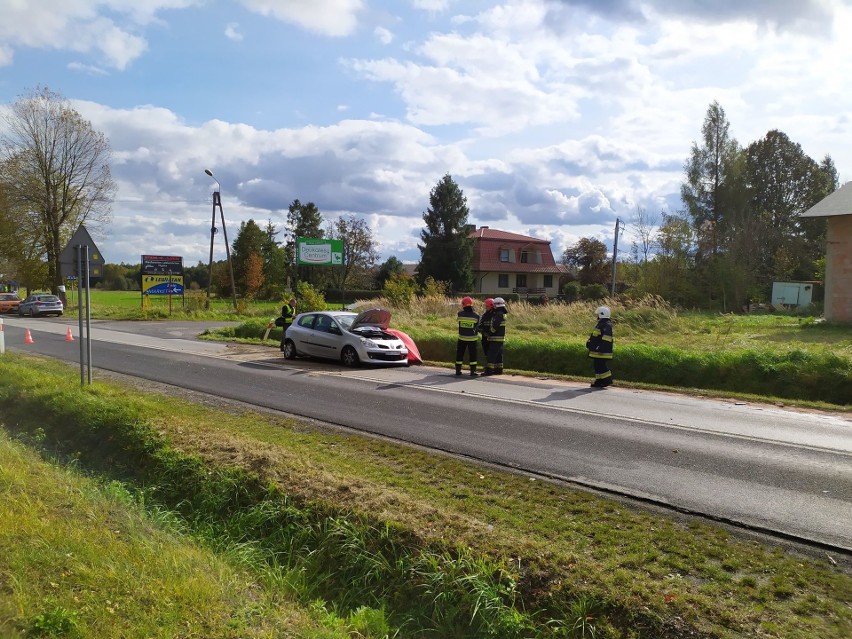 Tragiczny wypadek na DW 494 w Kalei. Zginął 57-letni kierowca z powiatu kłobuckiego. Zderzył się z Audi ZDJĘCIA