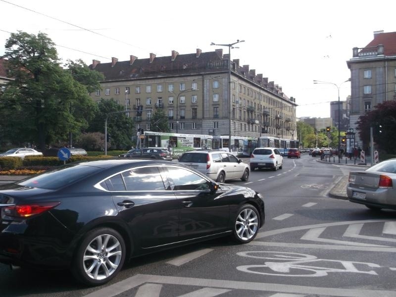 W piątek lepiej ustawiono sygnalizację dla samochodów na...