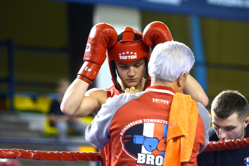 [ZDJĘCIA] Młodzi bokserzy walczyli w Radomiu, w turnieju Kazimierza Paździora