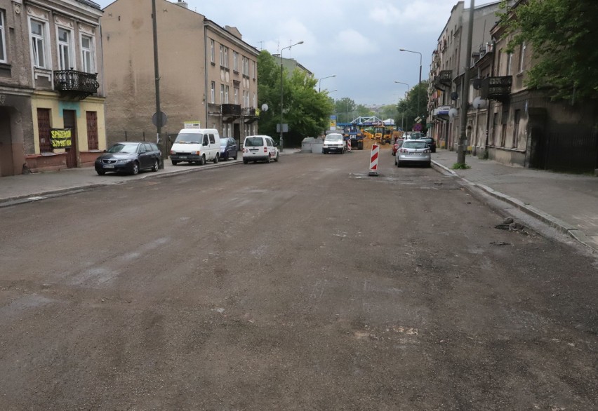 Uwaga! Utrudnienia w centrum Radomia. Trwa budowa kanalizacji na ulicy 25 Czerwca, zamknięty jest odcinek drogi
