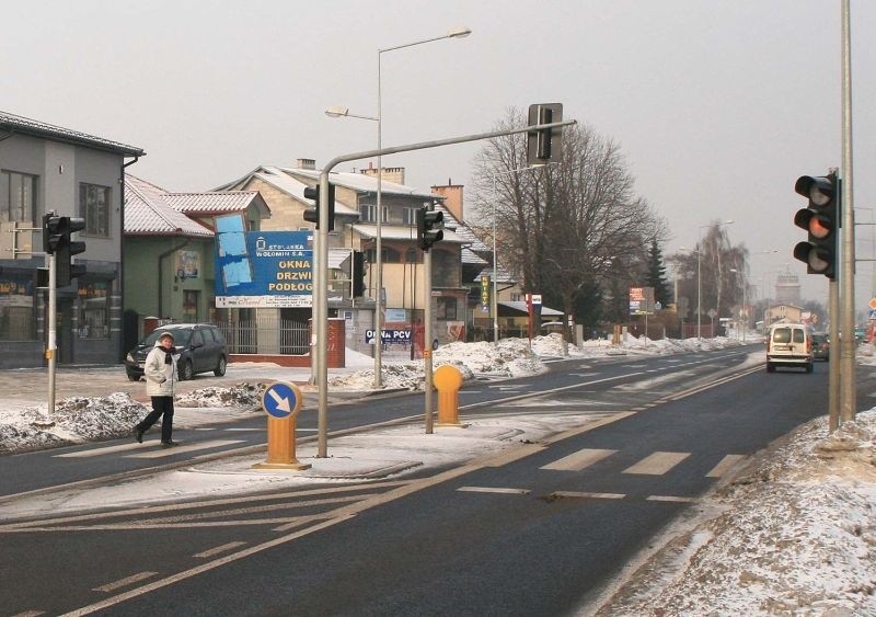 Sygnalizacja świetlna na skrzyżowaniu ulic Słowackiego,...
