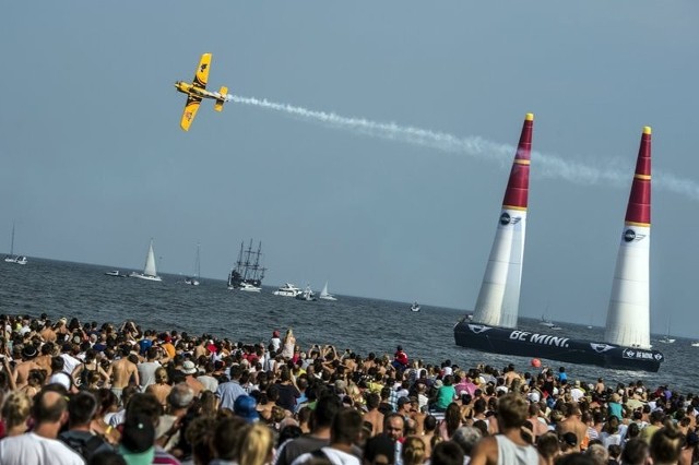 Red Bull Air Race. Podniebne zmagania pilotów w Gdyni.