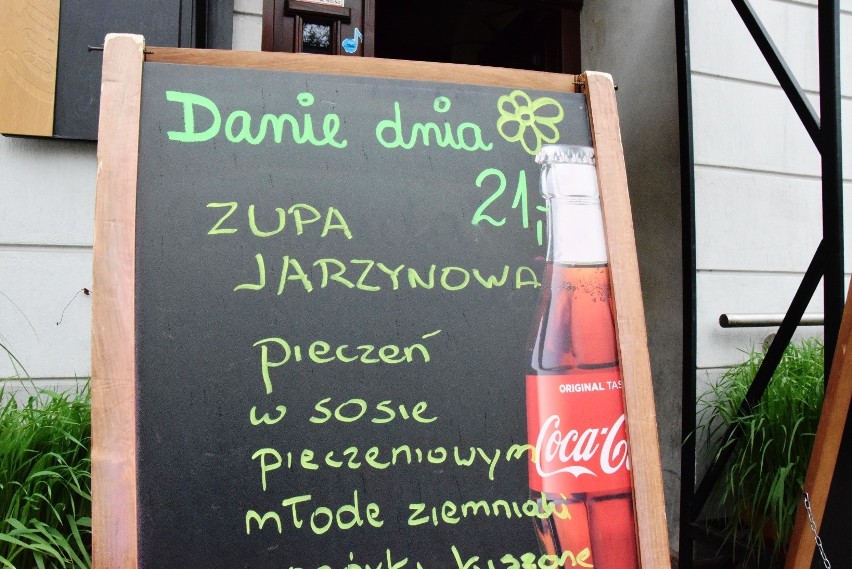 Mimoza Sports Pub & Caffe & Bistro w Bielsku-Białej....