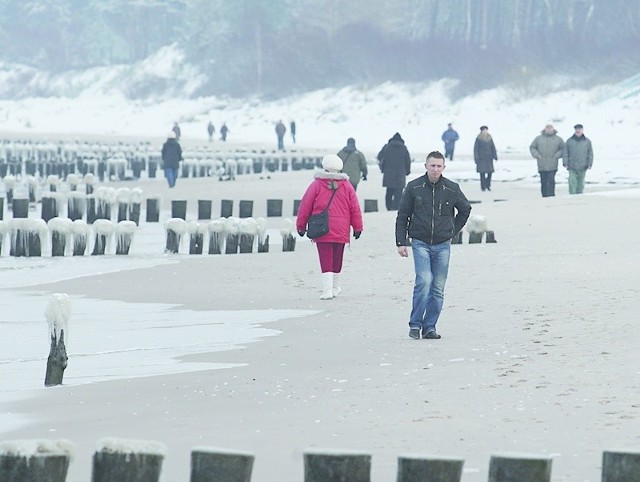 Mało kuracjuszy decyduje się na Ustkę zimą. Wolą spacerować po plaży wiosną bądź jesienią. 