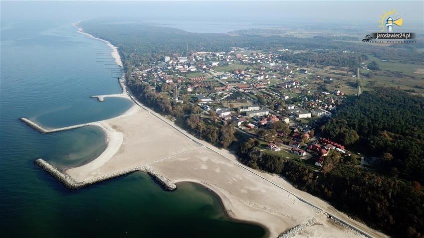 Prace na plaży w Jarosławcu zostały zakończone. Zobaczcie...