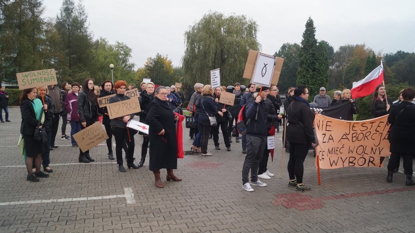 Czarny protest w Jastrzębiu: Przyszły tłumy