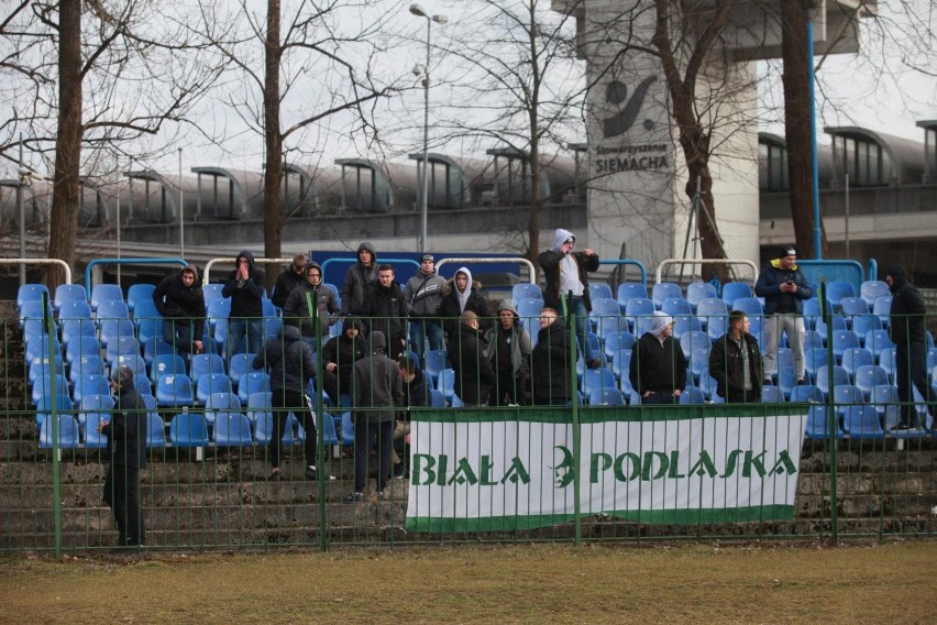 Hutnik Kraków - Podlasie Biała Podlaska. Kibice na meczu