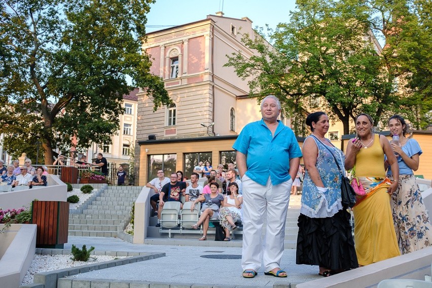 Tarnów. Letnia potańcówka tym razem w "Amfiq" [ZDJĘCIA]