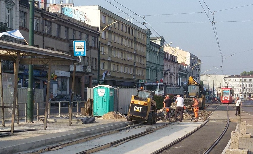 Sosnowiec: przystanek tramwajowy przy dworcu zmienił lokalizację [ZDJĘCIA]