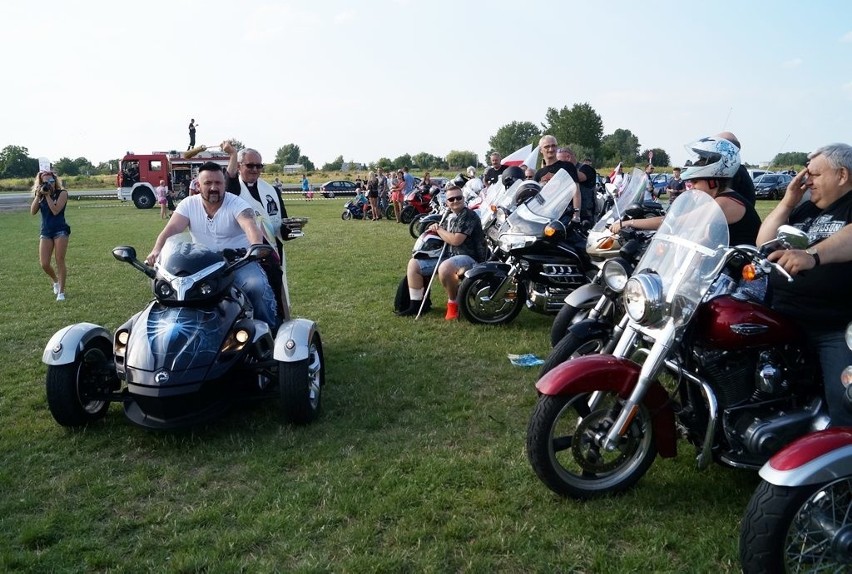 A teraz ciut święconej wody na motocykle