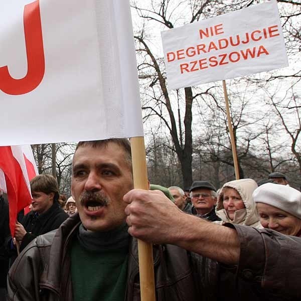 Rzeszów protestuje w Warszawie