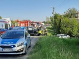 Czołowe zderzenie na krajówce w Czajowicach. Cztery osoby ranne