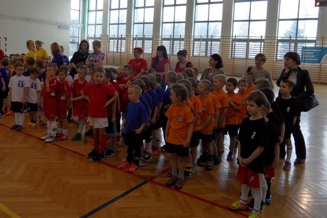 Około stu przedszkolaków wzięło udział w mistrzostwach.