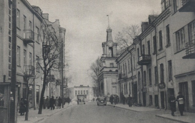 W kamienicy przy Kilińskiego 9 urządzona została świetlica dla bezrobotnych. Widok ulicy Kilińskiego około 1926 roku.
