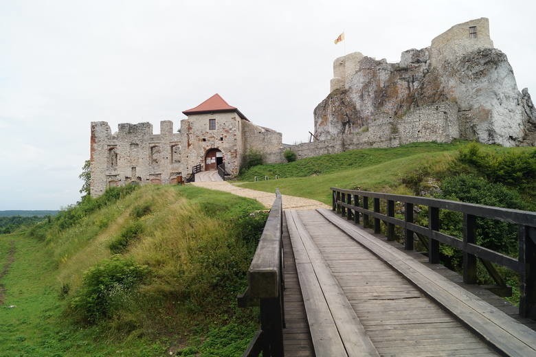 Zamek w Małopolsce stanie się planem zdjęciowym serialu "Wiedźmin"?