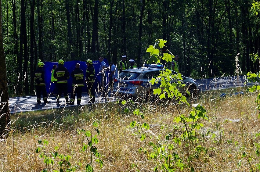 Tragiczny wypadek na drodze nr 94. Pięć osób rannych, jedna nie żyje