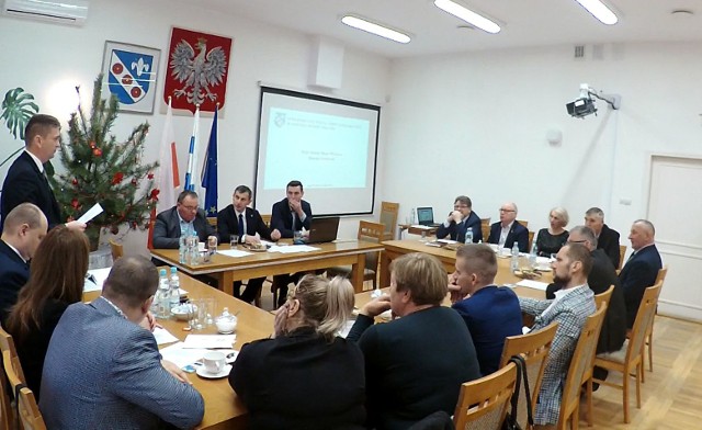 Sesja budżetowa Rady Gminy Stara Błotnica odbyła się pod koniec 2019 roku. Radni przyjęli uchwałę jednogłośnie.