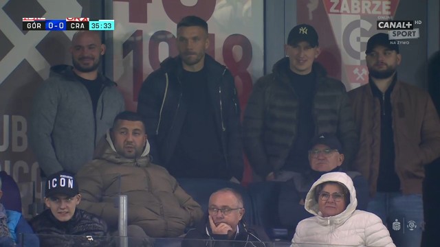 Górnik - Cracovia LIVE! Podolski znowu kibicem. To ostatni mecz kolejki