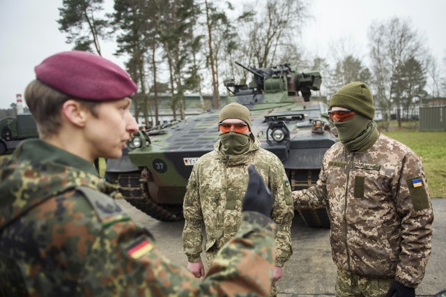 Wielu Niemców było przeciwnych dostarczaniu Ukrainie Leopardów. Niebawem te czołgi będą gotowe do walki przeciwko Rosjanom.