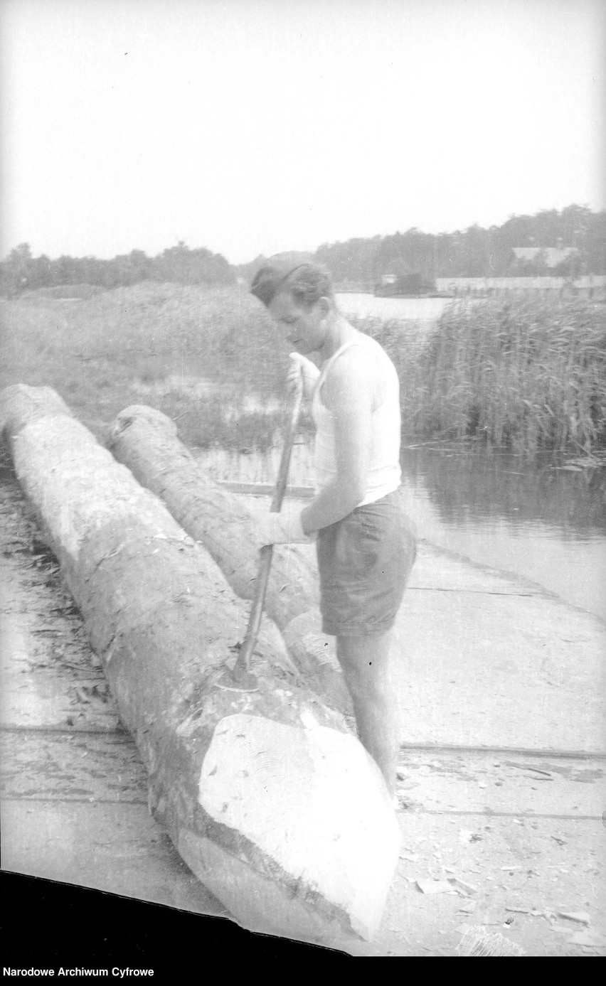 W 1957 r. 21-letni Andrzej Urbańczyk z Łeby przepłynął...