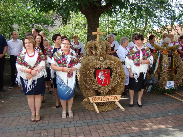 Opatów: Dożynki gminne 2016. Turniej sołectw [FOTO]