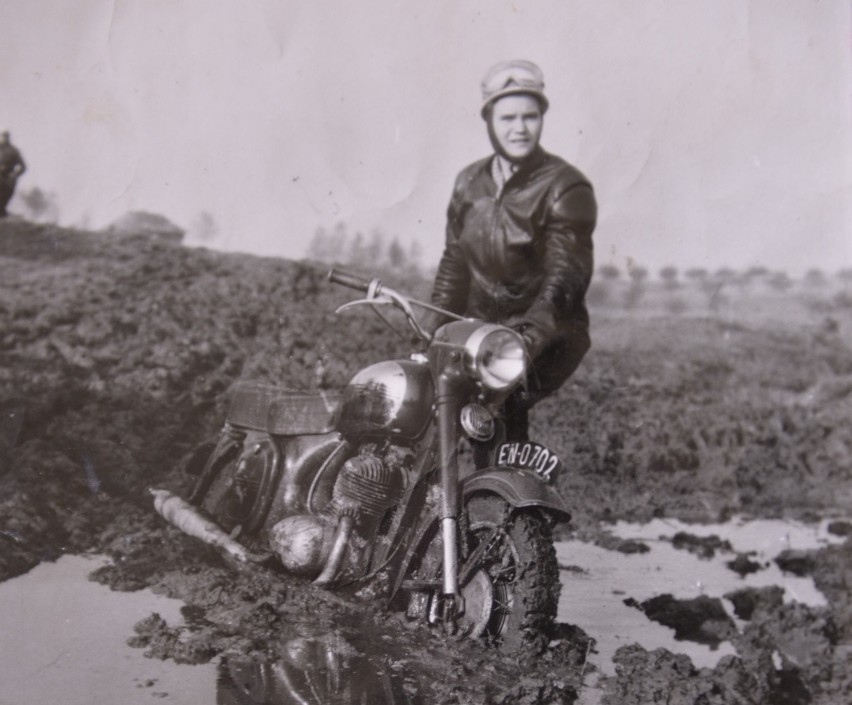 Historia Elfrydy Demps i jej rajdów motocyklowych [ARCHIWALNE ZDJĘCIA]