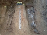 W Szprotawie odkopano mogiły 11 niemieckich lotników. Kości nosiły ślady wypadków