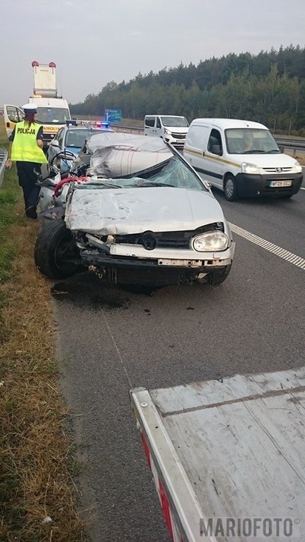 Wypadek na A4. Kierowca zasnął za kierownicą (zdjęcia)