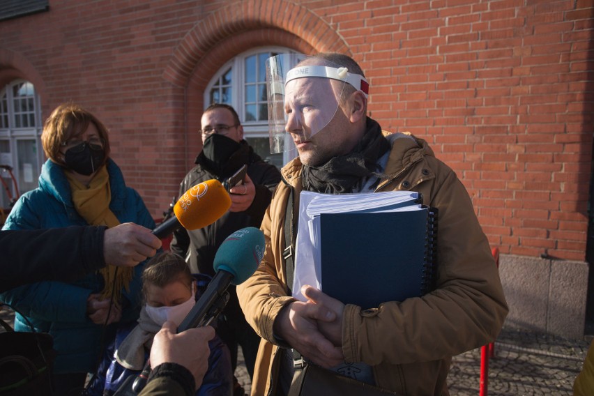 Przynieśli tysiąc podpisów do ratusza i chcą zmusić władze...