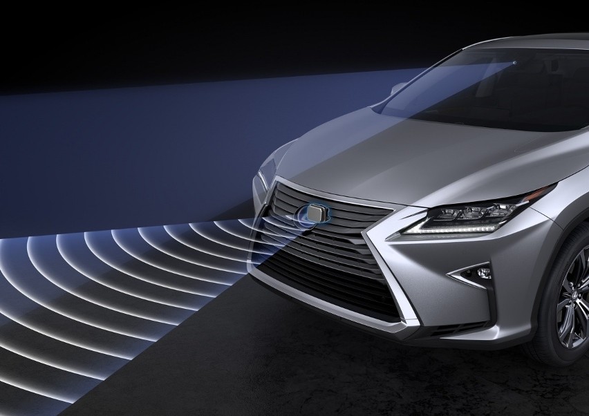 Lexus opracował układy monitorujące zarówno pojazd jak i...