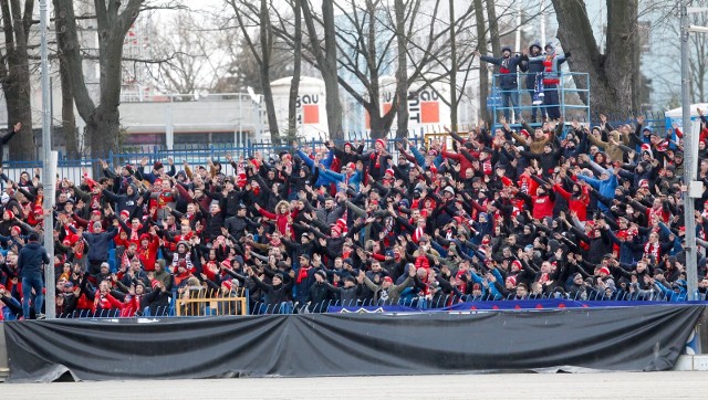 16.03.2019 rzeszow resovia rzeszow widzew lodz 1:1 ii liga kibice policja fot krzysztof kapica